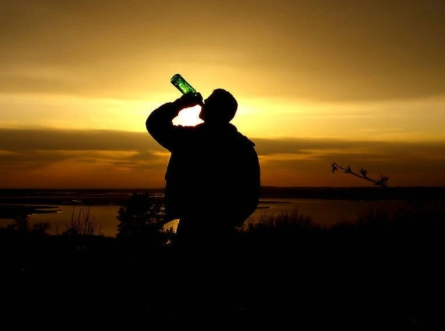 穷一时不穷一世的男人十有八九都有这些特质很难得