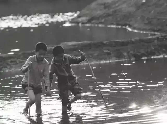 怀旧农村儿时的老照片:献给我们回不去的童年!