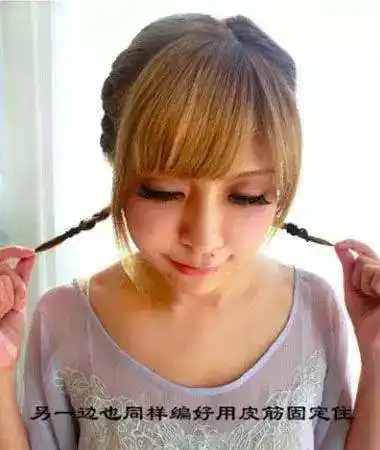 短发这样编发才真的美呢,第一眼就很惊艳!