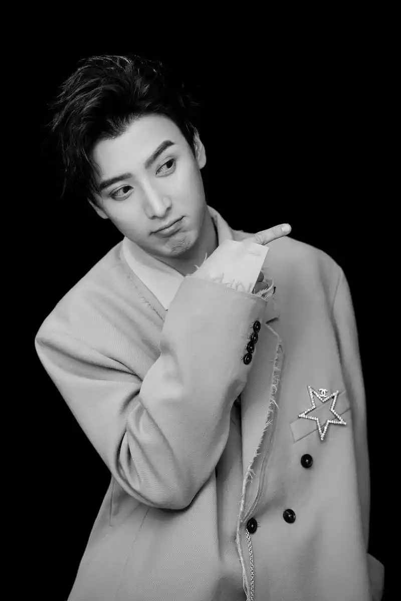 很荣幸能够收获两个奖项,谢谢北京国际电影节,网影盛