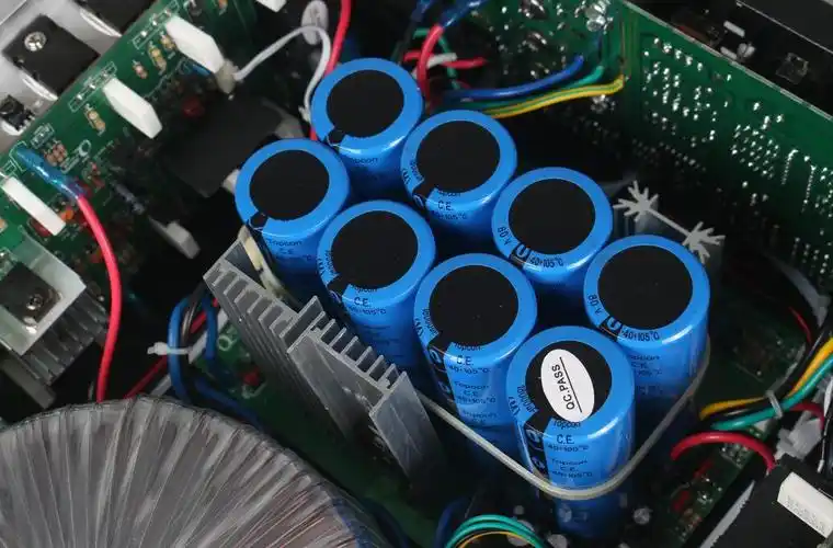 皇冠浮地电路,本系列功放将电源软启动防冲击功能,直