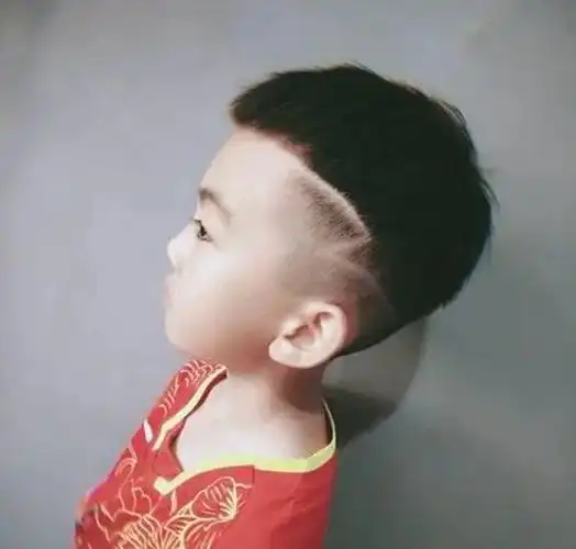 1一3岁短发男宝宝寸头酷炫帅气的男孩发型