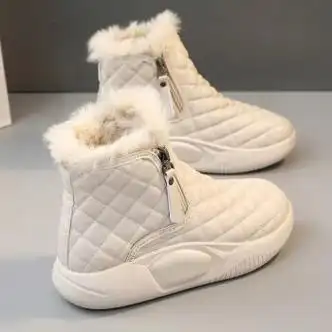 大东秋冬新款小个子河马雪地靴女轻便小脚学生女鞋校园风超火靴子棉鞋