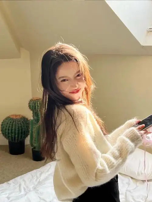 姜贞羽的生日写真好漂亮真的很适合胶片风