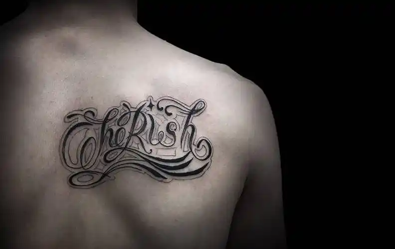 一鸣纹身店:纹人墨刻tattoo十字架纹身图片_腿部欧美school纹身图案