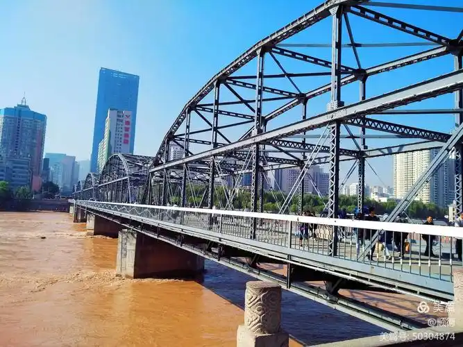 大西北旅游记〈一〉兰州,嘉峪关,酒泉金塔胡杨林篇. - 美篇