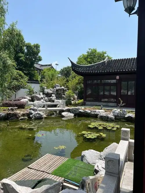 在苏州太湖度度假区有这样一个美丽的西山岛,岛居别墅,把苏州园林搬进