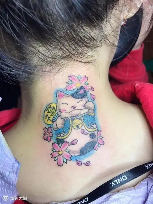 招财猫_纹身图案手稿图片_沈囿齐的纹身作品集