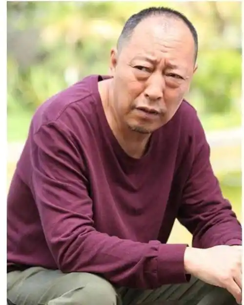 62岁倪萍和61岁倪大红真实关系曝光,网友:你们也太低调了吧!