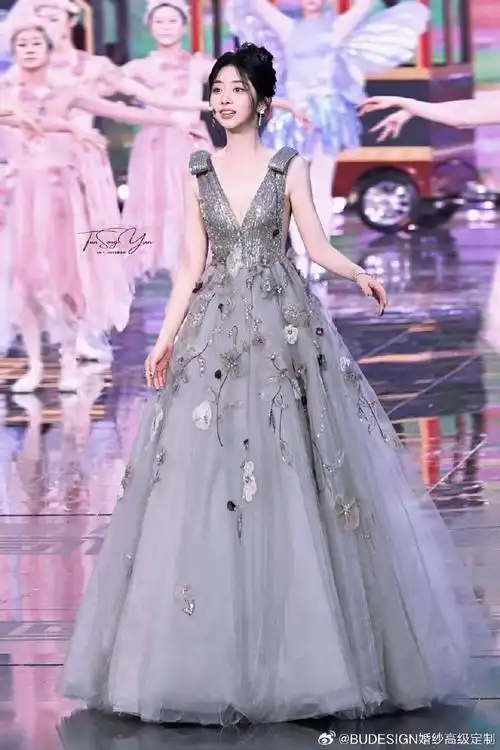bu design·星辰##谭松韵北京春晚彩排路透