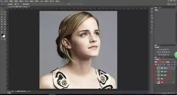 ps照片模糊怎么修复高清_ps老照片修复变清晰教程 - 自由资讯