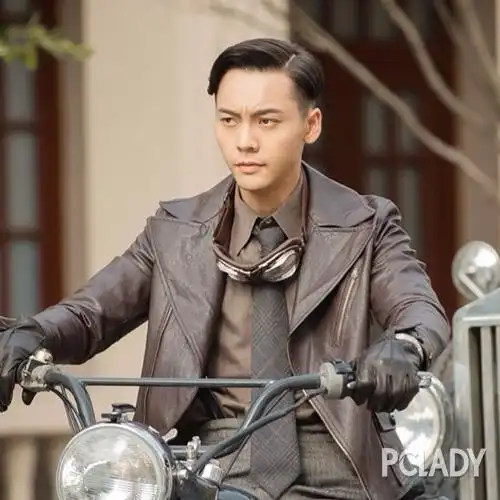 军装长靴大油头 《老九门》禁欲系陈伟霆苏上天【图】_发型_美容