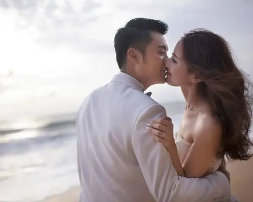 一个出轨男人告诉我,离婚后,他才知道自己是多么的想念前妻