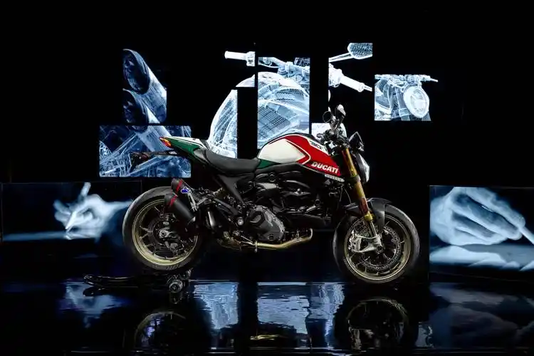 杜卡迪发布 monster 怪兽三十周年纪念版