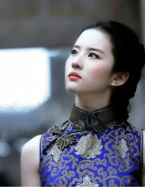 刘亦菲这组旗袍照我还是第一次见!太美了
