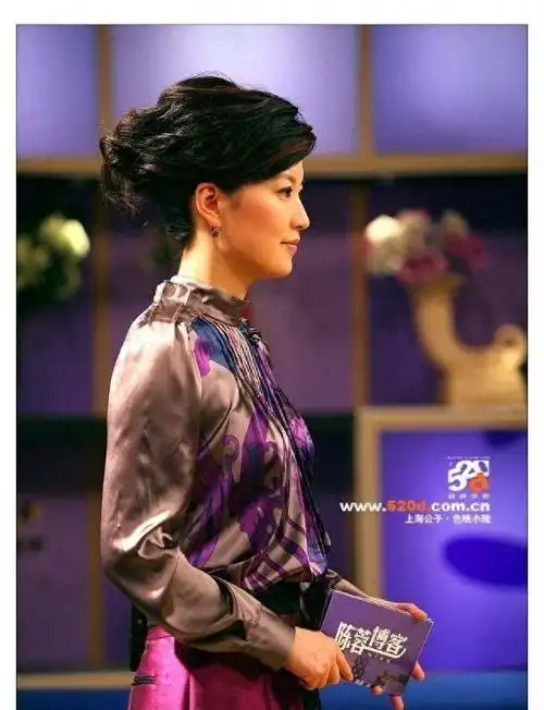 上海卫视著名主持人陈蓉,被吊销主持人证,复出后转幕后做制片人.