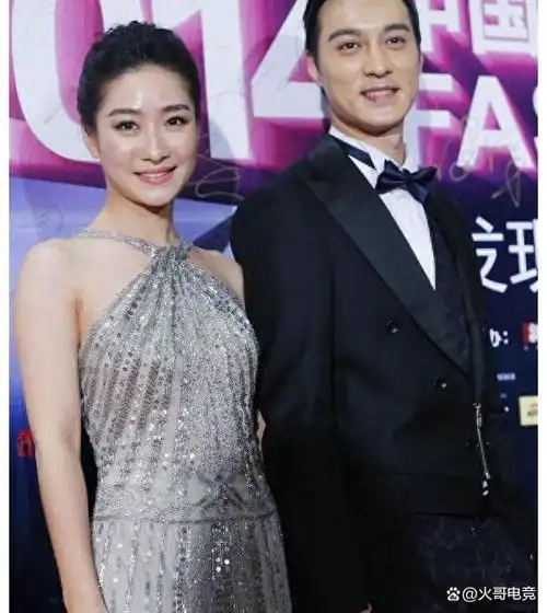 陶昕然和何建泽,这对备受瞩目的夫妻档不仅在演艺事业上取得了巨大的