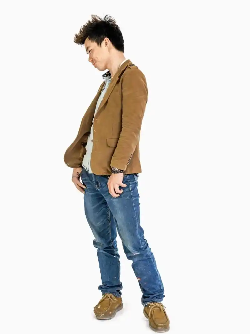 速写站姿照片写生素材(2) 精选速写站姿照片.