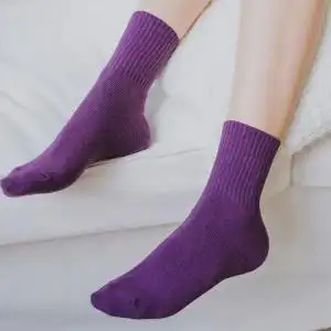 紫色长袜子女中筒袜ins潮流街头百搭韩版运动纯棉秋冬纯色 中长袜
