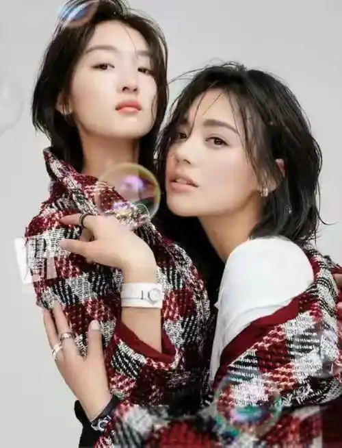 周冬雨和张艺谋什么关系张艺谋是周冬雨的伯乐