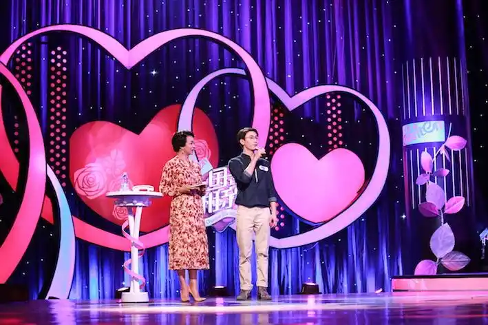 中国式相亲完美收官20对嘉宾牵手多维度相亲观