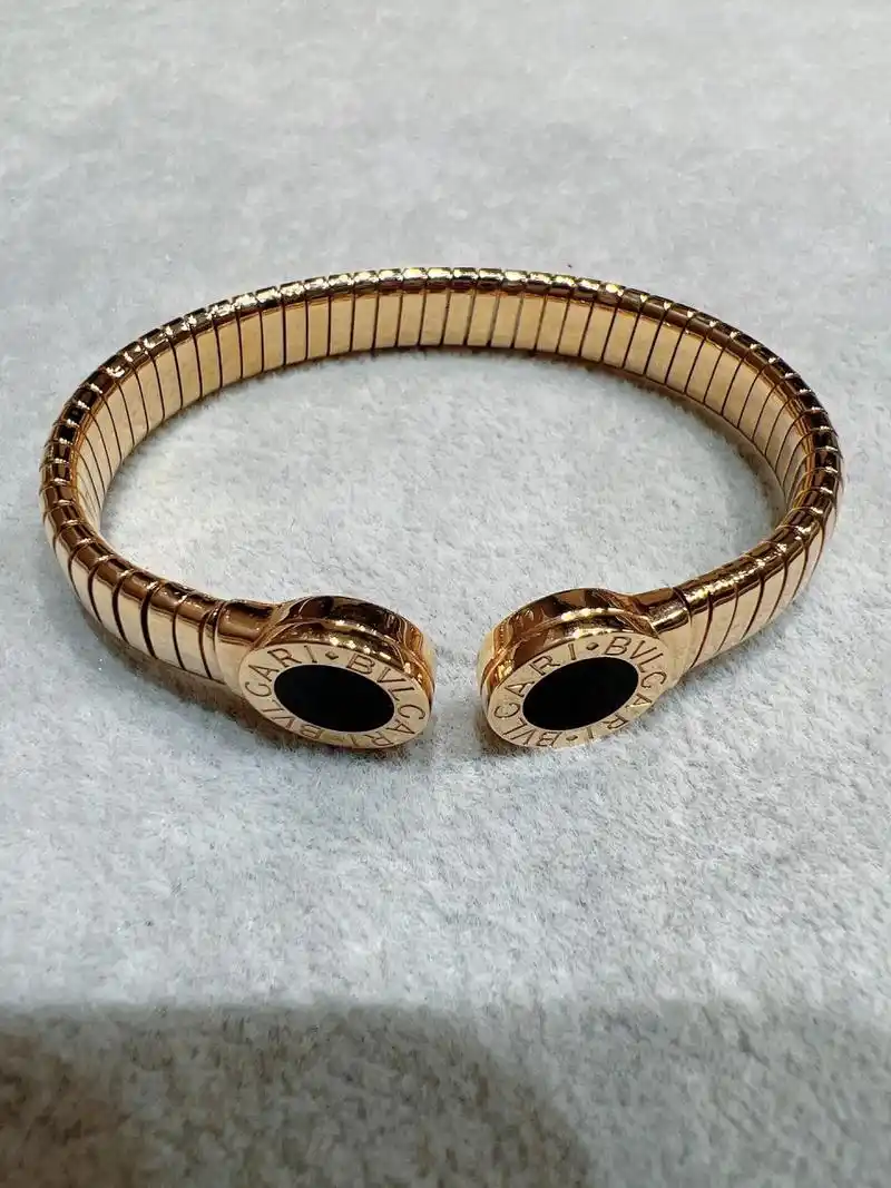 bvlgari宝格丽双饼手镯,经典又奢华