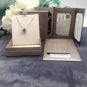 宝格丽慈善款项链 配件 盒子 保卡 购于2019年 男女戴都