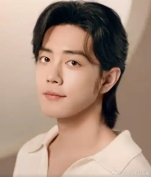 肖战长发回眸##肖战长发浅笑