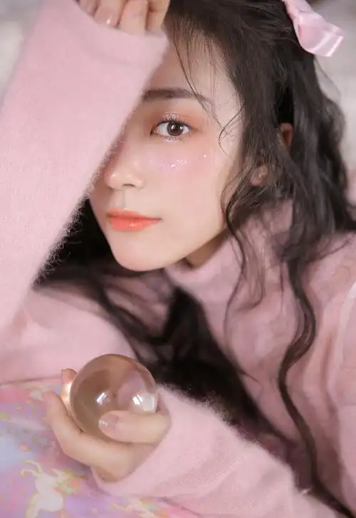 甜美养眼美女粉嫩诱人写真图片