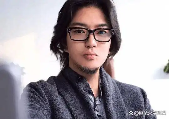 54岁高晓松逆袭成功减肥后被调侃成男版贾玲你敢信