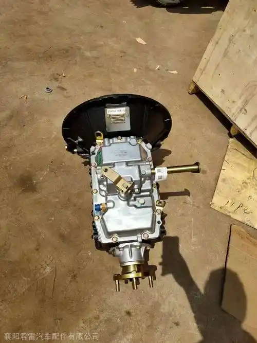 供应东风小霸王w15 w17 w18 w08变速箱总成货车配件专卖图片大全