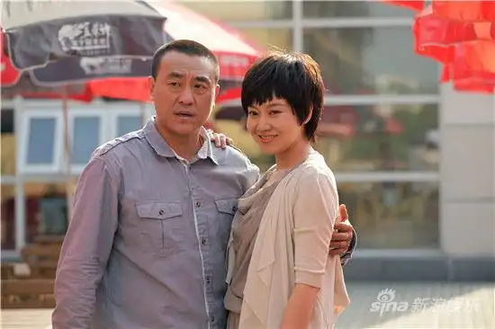 《亲爱的》闫妮何冰携手演绎明媚的忧伤|闫妮|亲爱的|何冰_新浪娱乐_