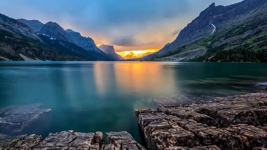 圣玛丽湖美国-2016 windows 10 桌面壁纸-1920x1080下载