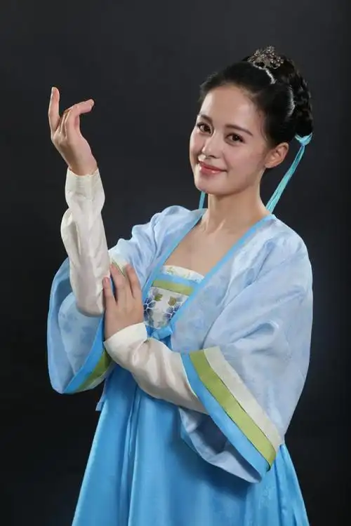 王力可,阿九,美人制造,心机深沉但对贺兰均无愧,是一个刚毅,能忍耐的