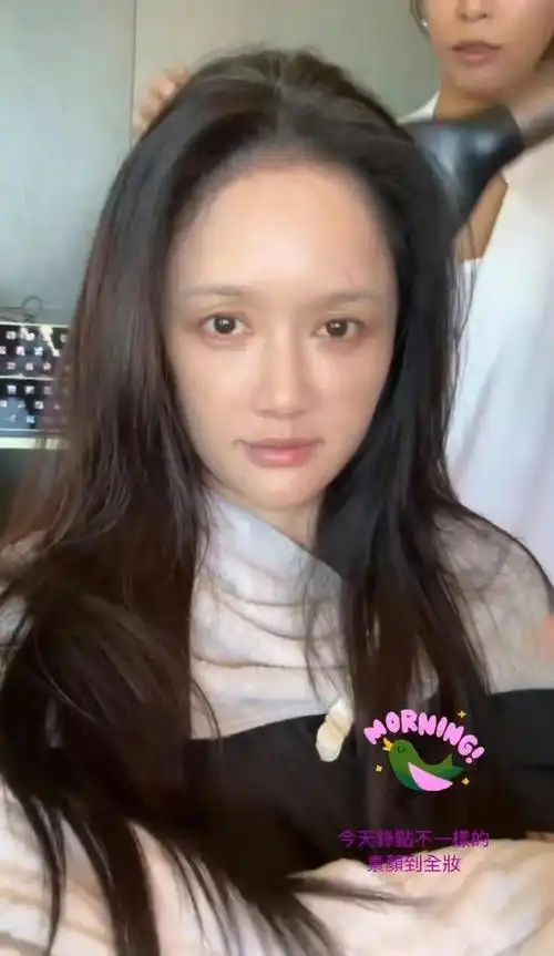 陈乔恩素颜出镜,没想到离开美颜和滤镜真实得这么吓人,完全就是路人长