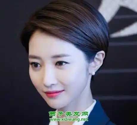 们中超级流行的超短发发型,女生剪了也是超级帅气有中性酷帅的味道