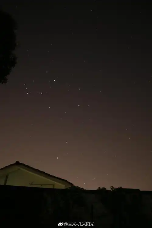 漫天星星陪着我