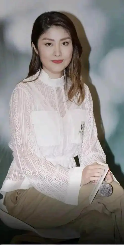 陈慧琳20张精美的照片