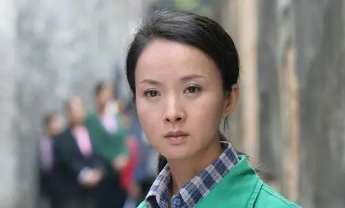 谢兰个人资料微博照片谢兰老公资料背景