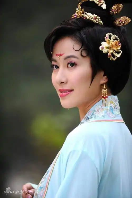 图文杨贵妃人物谱虢国夫人杨玉瑶叶璇饰