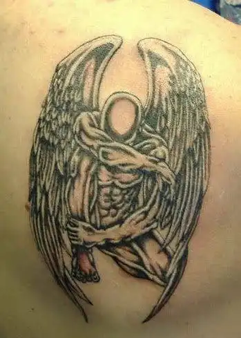 霸气的满背天空山水景色天使纹身图案