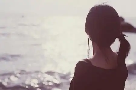 心情孤单失落的句子一个人孤独无助的句子