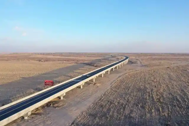 鄂尔多斯市316省道西柳沟特大桥建成试通车