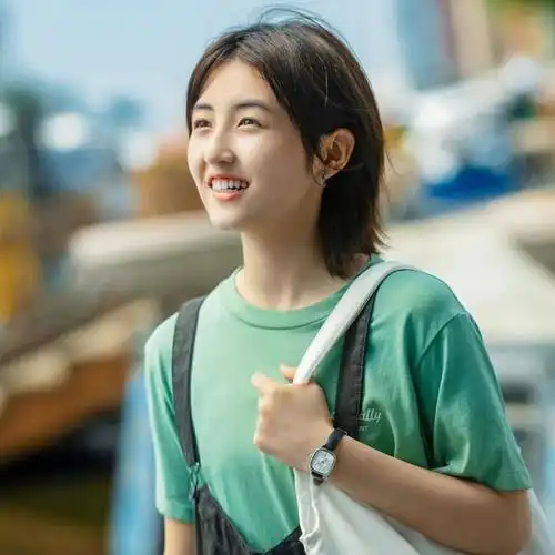 张子枫个人资料(用张子枫的外貌攻击她?) - 百科全说