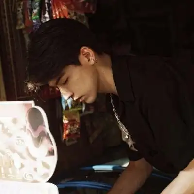 微信头像男生成熟稳重 溺毙:优_男生头像_我要个性网