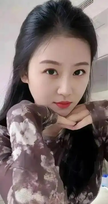 一个女人愿意与你坦白往往是心动的开始错不了