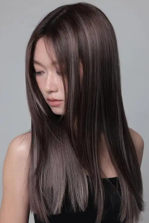 直发造型的经典回归