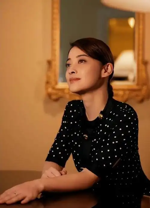 梅婷:婚后6年,花400万养了个"白眼狼",二婚嫁大11岁老公