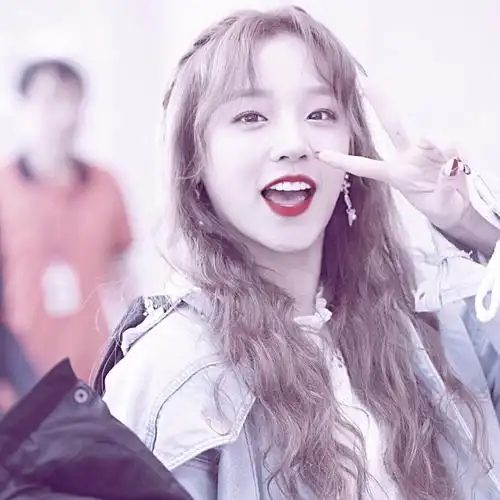 宋雨琦头像自调自截