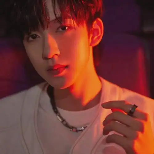 tnt时代少年团贺峻霖壁纸头像